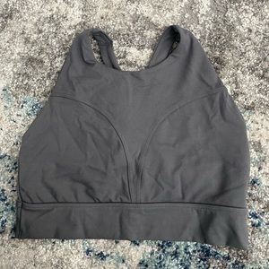 Alphalete Medium-Impact Sports Bra